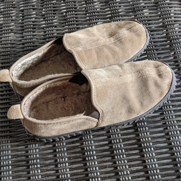 🔥 Red Head Slippers - Picture 4 of 7